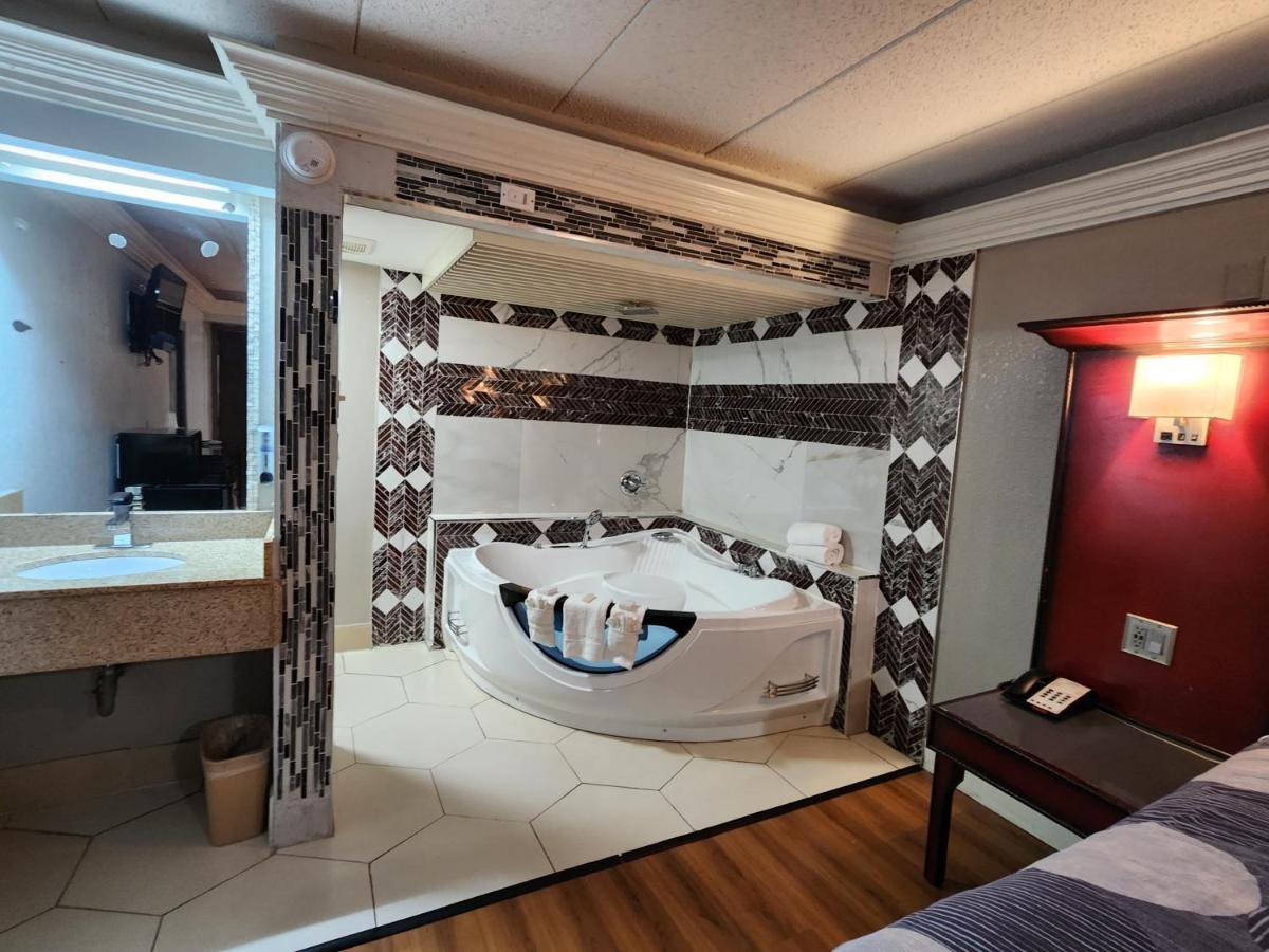 Americas Best Value Inn And Suites Little Rock Ngoại thất bức ảnh