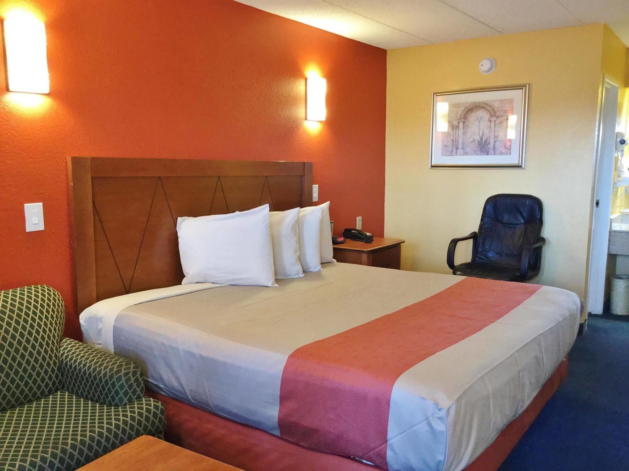 Americas Best Value Inn And Suites Little Rock Ngoại thất bức ảnh